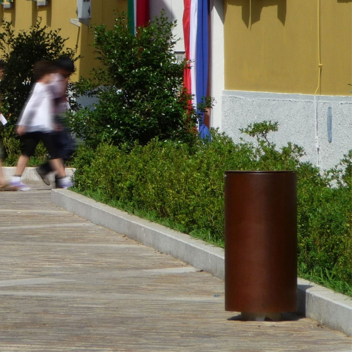 Spencer Litter Bin