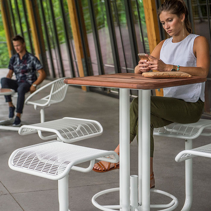 Carousel Picnic Table