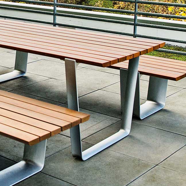MultipliCITY Picnic Table