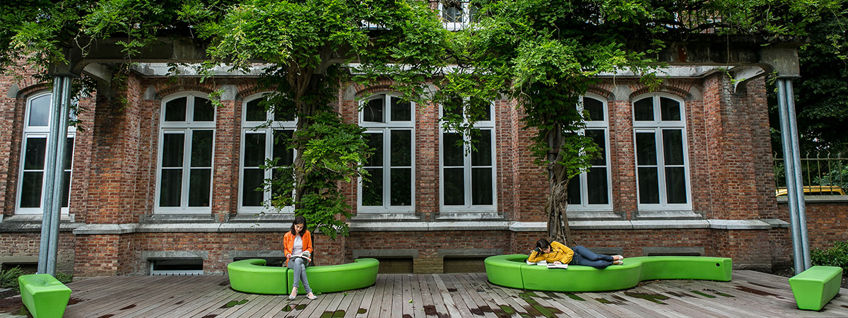 Solutions for distanced and sustainable cities