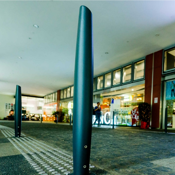 Sigaro Bollard