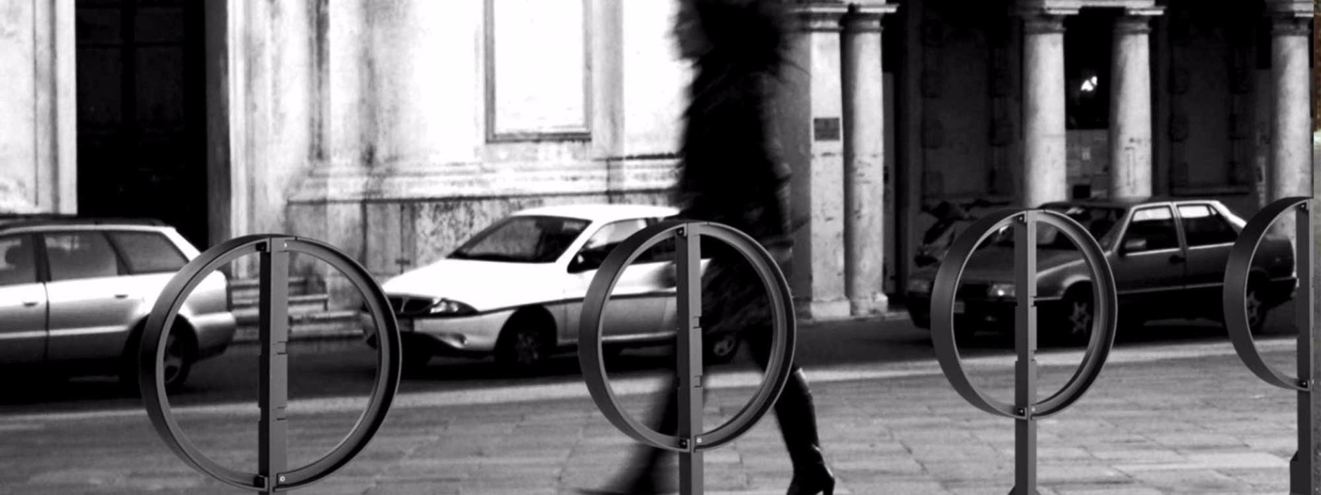 Cyclus Cycle Stand