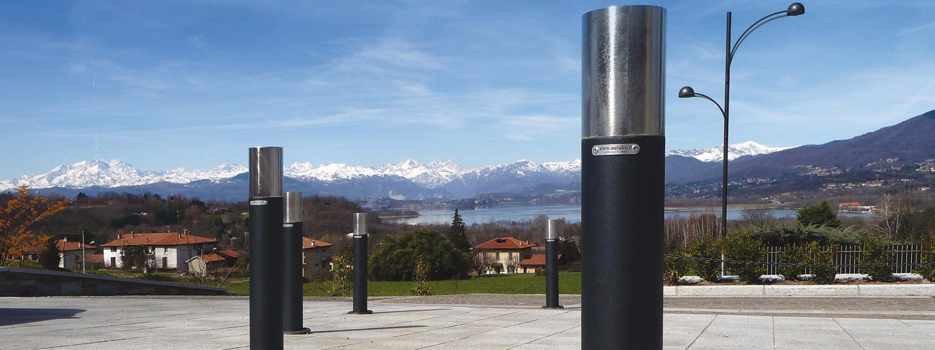 Genesis Bollard / Barrier