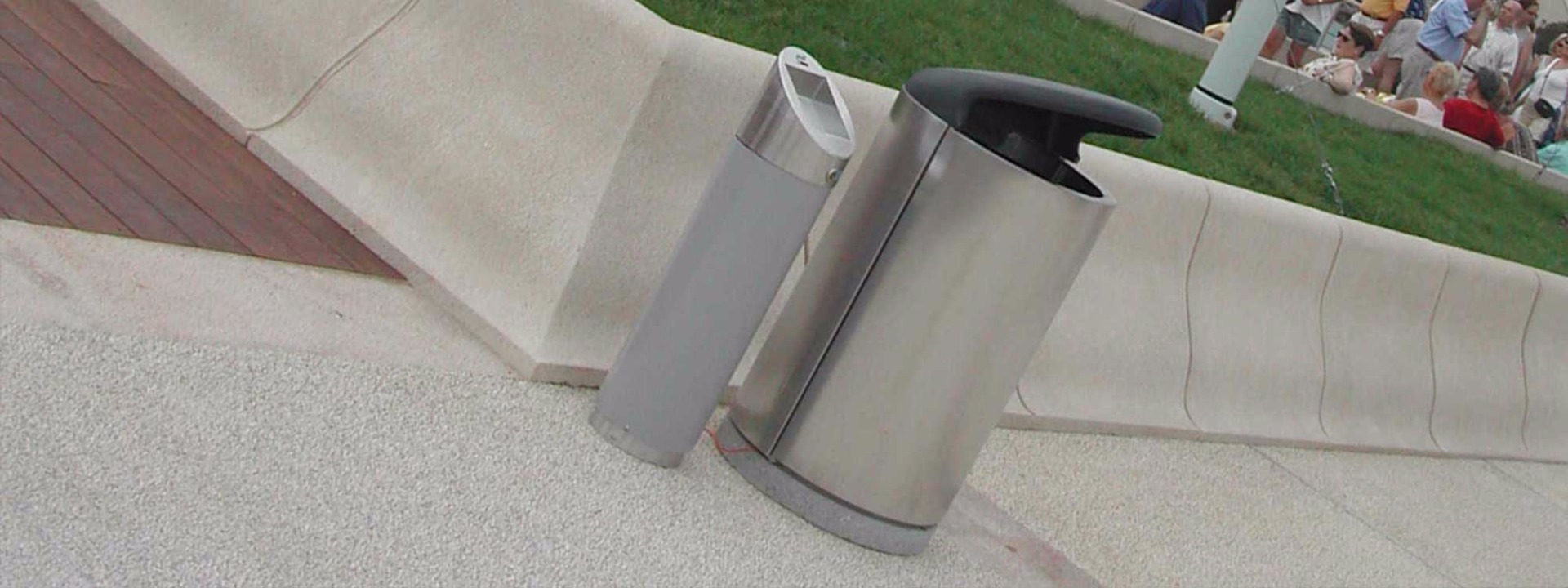 Scudo Smoking Bin