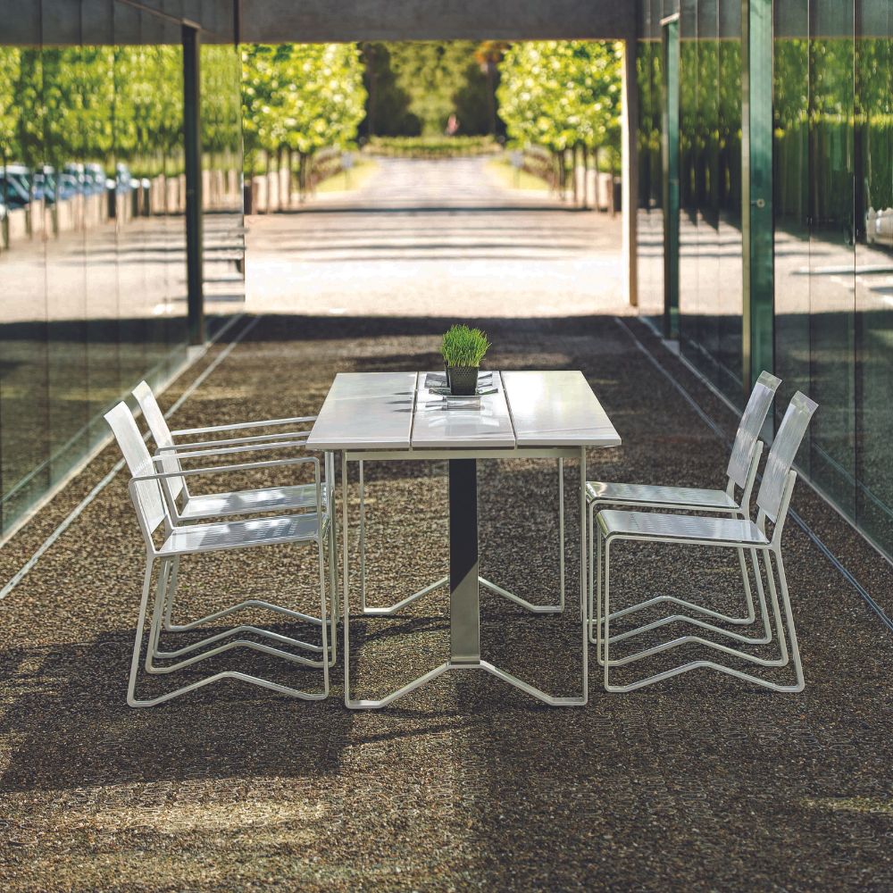 Windmark Table